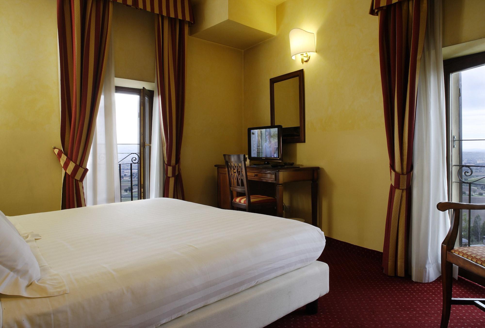 Giotto Hotel & Spa Assisi Dış mekan fotoğraf