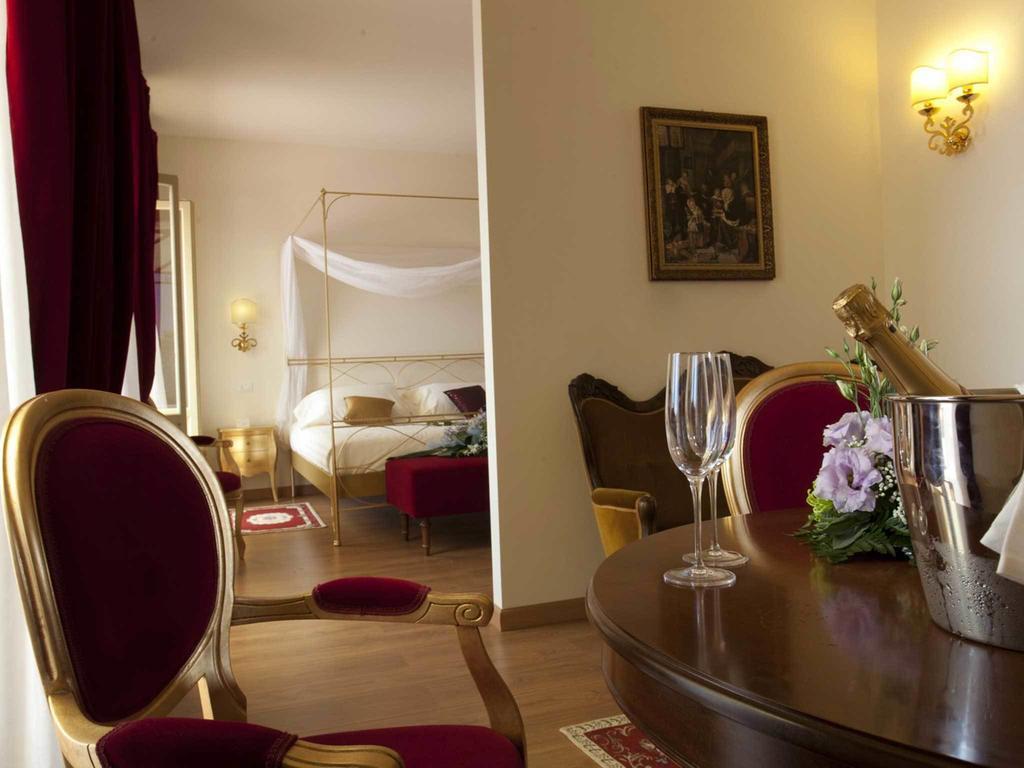 Giotto Hotel & Spa Assisi Oda fotoğraf